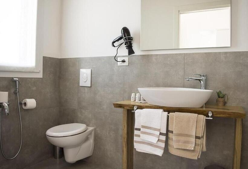 חדר סטנדרט עם מרפסת, Home Suites Home