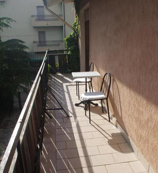آپارتمان 1 خوابه با چشم‌انداز باغ, B&b Alle Querce