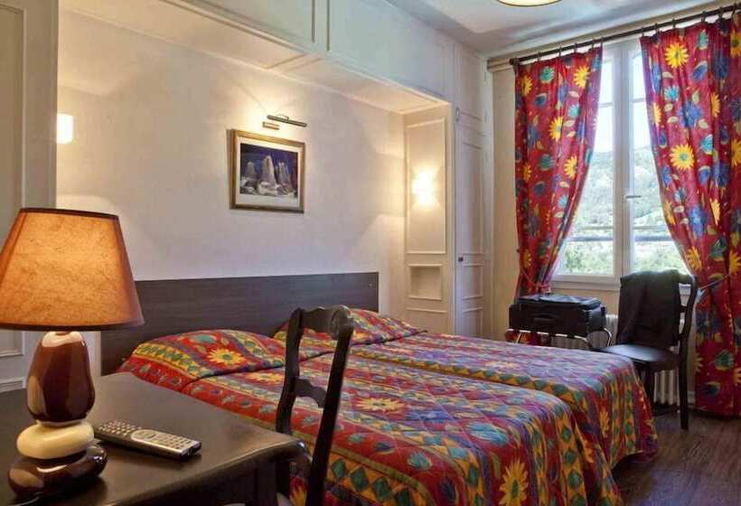 חדר סטנדרט לשלושה, Des Bains Et Résidences