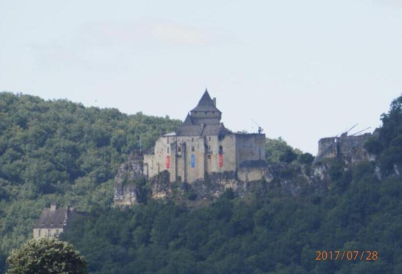 Номер Стандарт, Le Relais Des 5 Chateaux