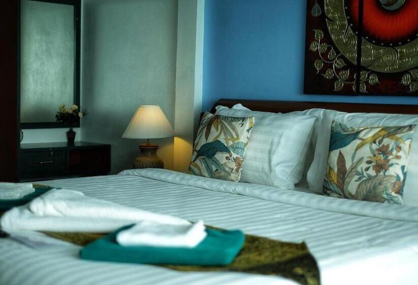 اتاق سوپریور با چشم‌انداز دریا, Koh Chang Cliff Beach Resort