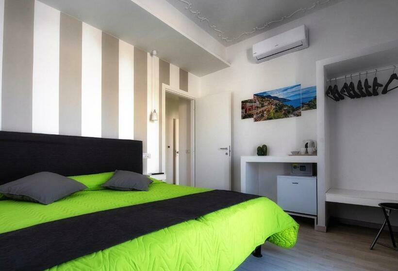 Четырехместный Номер Стандарт, Sunset Rooms