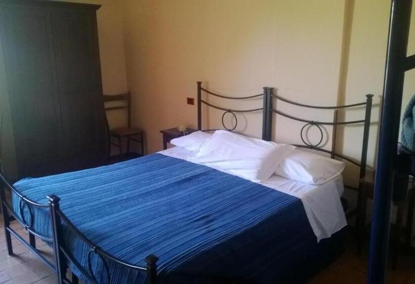 غرفة قياسية رباعية, Agriturismo Pomonte