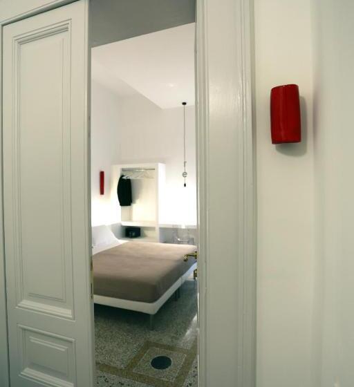 اتاق استاندارد با بالکن, Re Ruggero Rooms