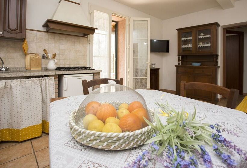 Апартаменты 1 Спальня Вид на Сад, Tenuta De Fanti Agriturismo