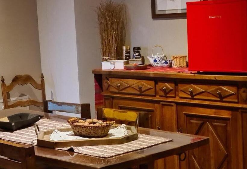 Семейный Номер, B&b Alla Borgata