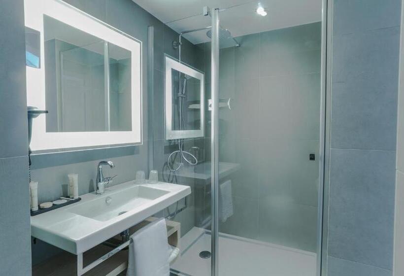 Номер Executive, Arena Hotel La Defense