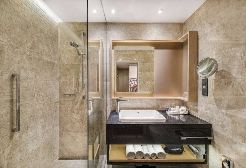 Номер Премиум Вид на Город, Radisson Blu Béke Hotel, Budapest
