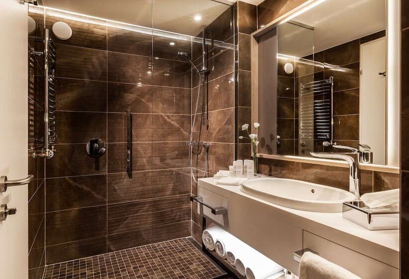 Люкс, Radisson Blu Béke Hotel, Budapest