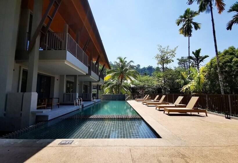 Номер Deluxe, Khaolak Wanaburee Resort   Sha Extra Plus