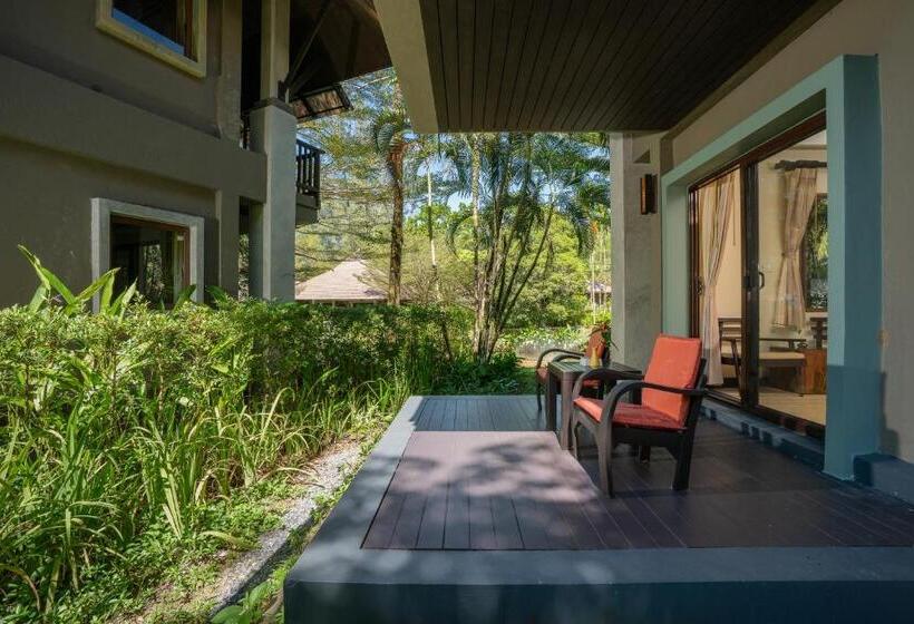 Номер Deluxe, Khaolak Wanaburee Resort   Sha Extra Plus