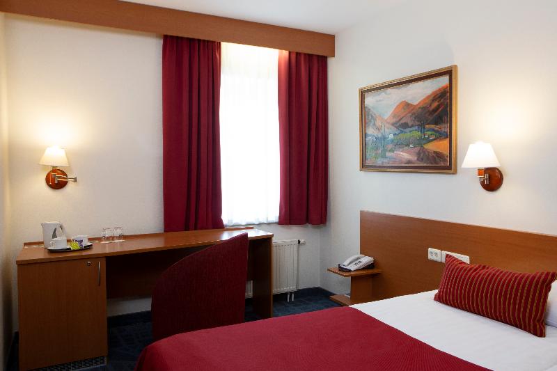 ビジネスルーム, Art City Inn