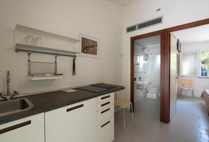 家族用バンガロー, Golfo Di Maremma Village