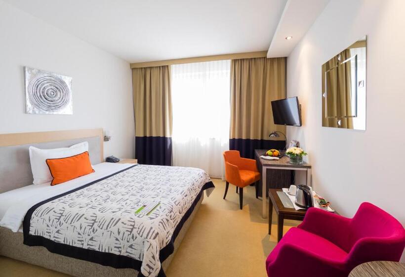 اتاق سوپریور, In Hotel Beograd