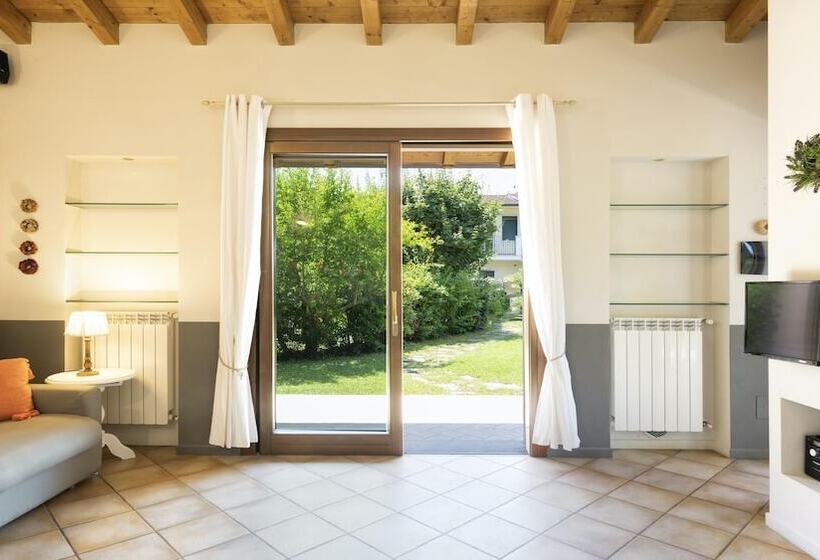 Вилла 2 Спальни, Park Residence Il Gabbiano