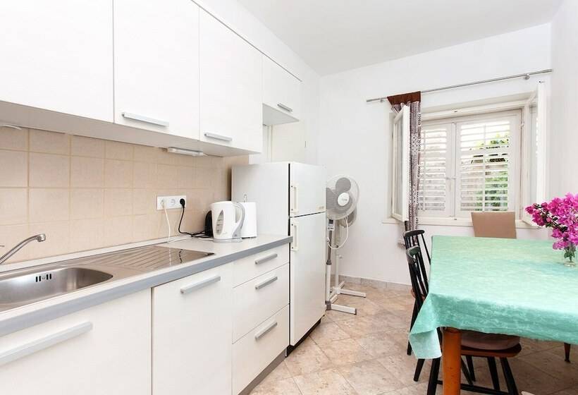 Standard Værelse Havudsigt m. Balkon, Rooms Vinka Tudor