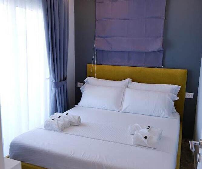 סוויטה, Blue Water Hotel Ksamil