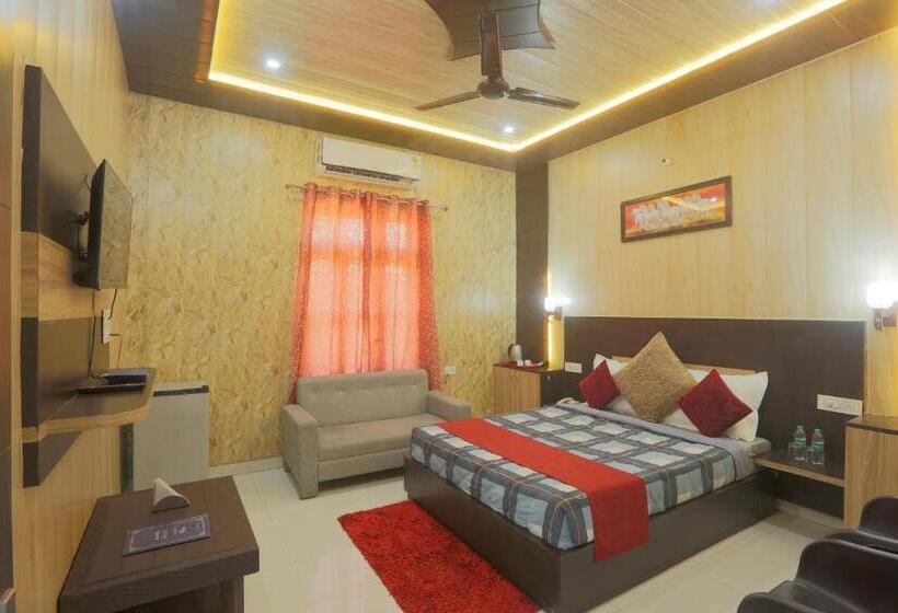 Номер Стандарт Вид на Сад, Bundeli Farm Resort & Banquet Orchha