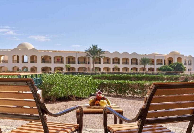 اتاق استاندارد با چشم‌انداز باغ, Mosaique Beach Resort Taba Heights