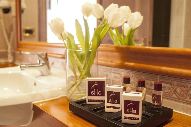 디럭스 룸, The Crown London, Worldhotels Distinctive