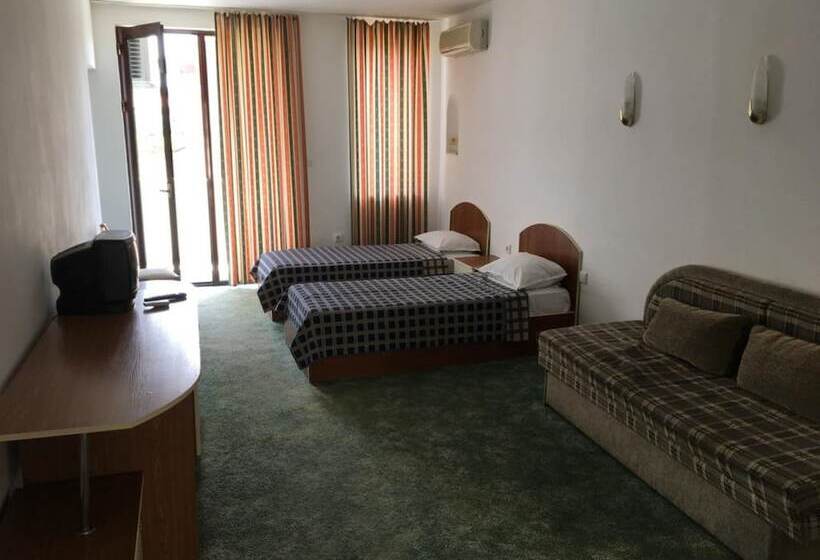 اتاق خانوادگی, Corona By Asteri Hotels