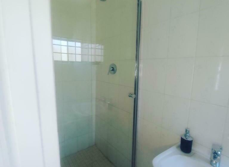 اتاق استاندارد یک نفره, Twenty4ten Guesthouse