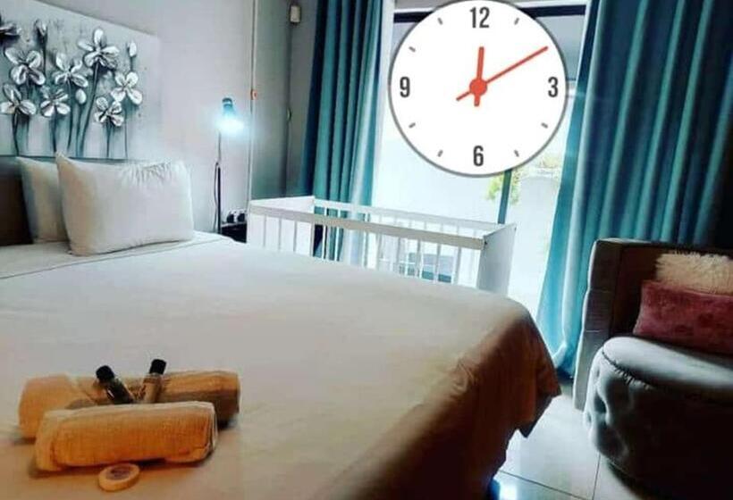 اتاق لوکس با تخت بزرگ, Twenty4ten Guesthouse
