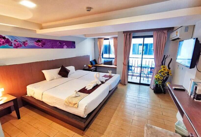 غرفة سوبيريور مطلة على حمام السباحة, Scandia Beach