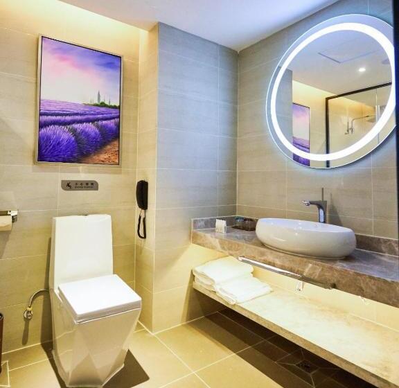 Номер Deluxe Кровать Кинг, Lavande Hotel Zhanjiang Haibin Avenue Jiangnanshijia