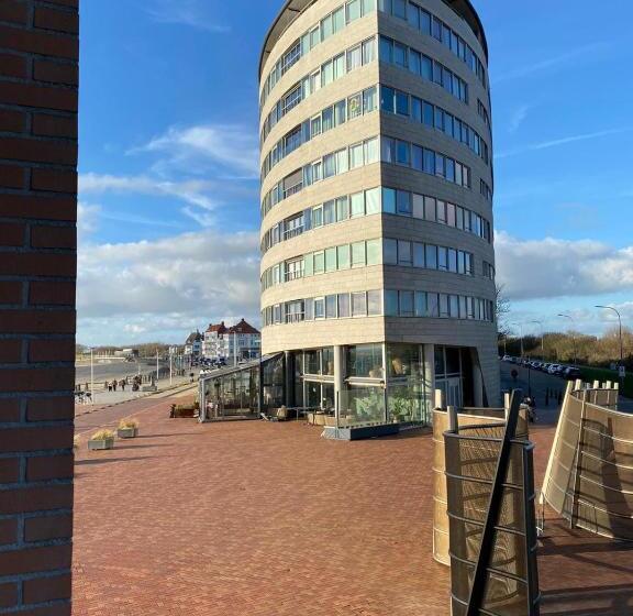 Полулюкс, Suites Boulevard 17