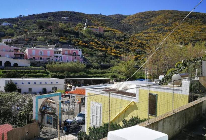 Четырехместный Номер Стандарт Вид на Море, Visitponza   Palazzetto Azzurro