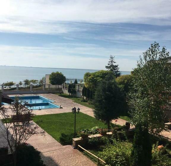 Апартаменты 1 Спальня Вид на Море, Rich 3 Sp Apartments