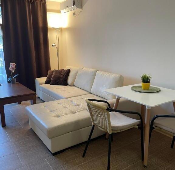 Апартаменты 1 Спальня Вид на Сад, Rich 3 Sp Apartments