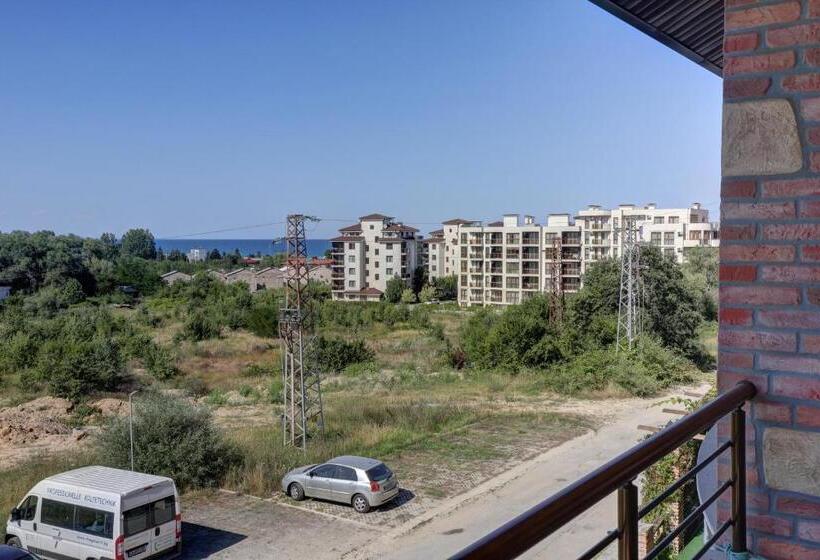 Студия Стандарт Вид на Море, Complex Hunter S Beach