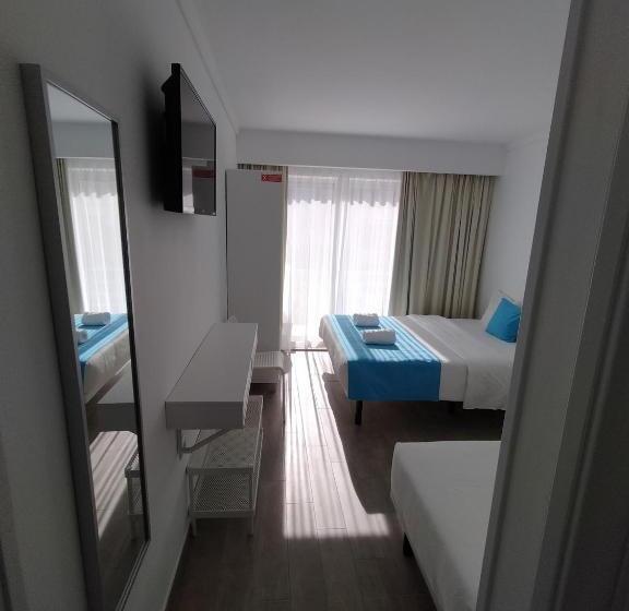 스탠다드 트리플 발코니 룸, Residencial Tropicália Al
