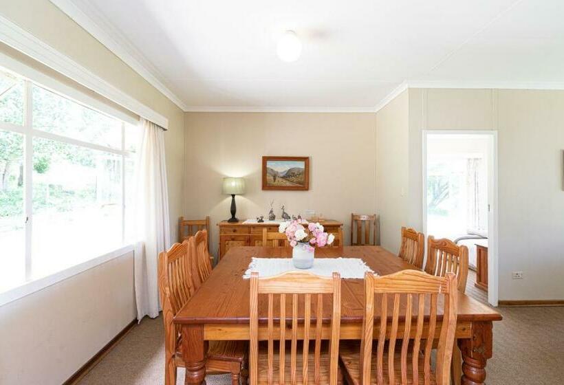 Дом 1 Спальня, Lowestoffe Country Lodge   Trout