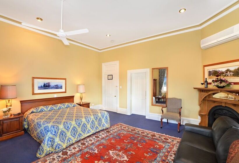 디럭스 스위트, The York Palace Accommodation