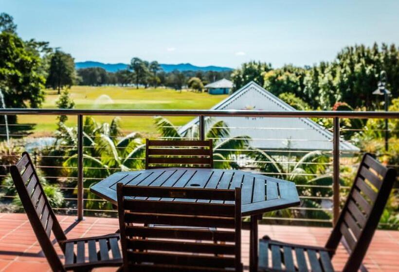 Апартаменты 2 Спальни с Балконом, Riverside Holiday Resort Urunga