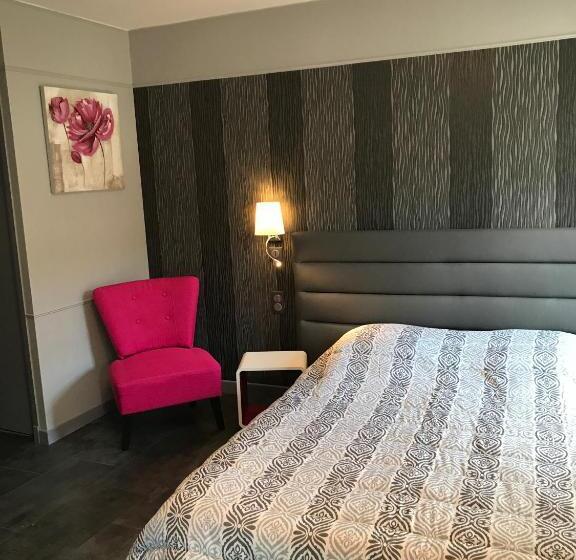 Номер Стандарт, Auberge Saint Fleuret