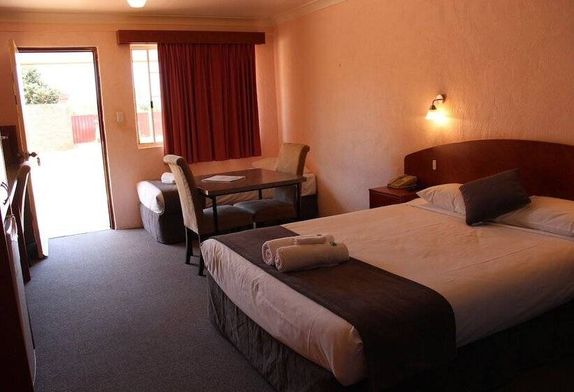 Номер Стандарт, Childers Gateway Motor Inn