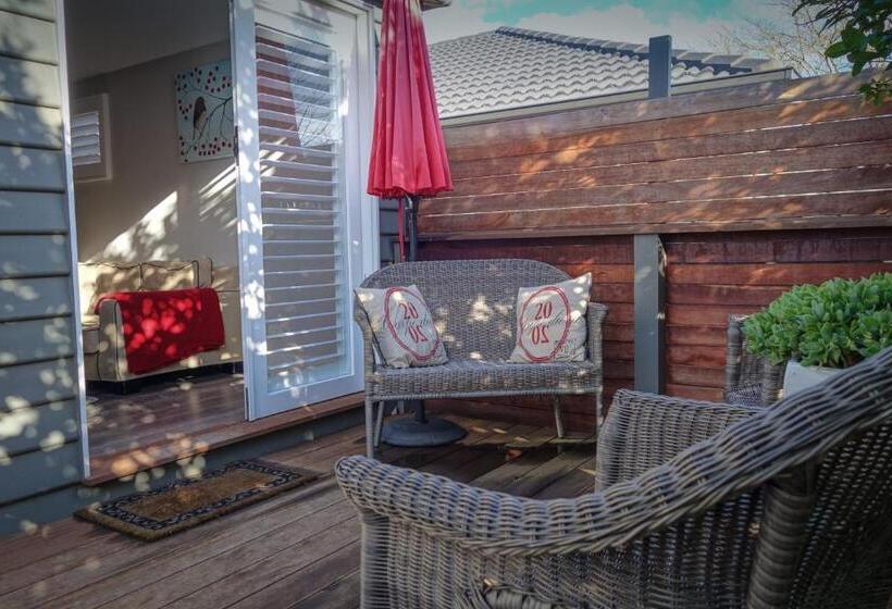 Дом 2 Спальни, Pomegranate Guest House