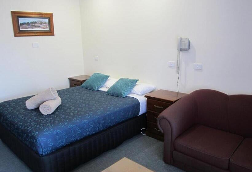 이코노미 룸, Snowgum Motel