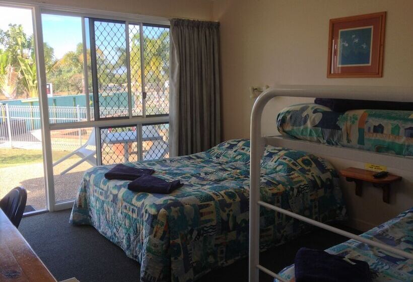 Семейный Номер, Ocean View Motel Bowen