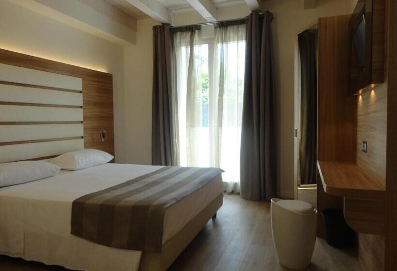 이그제큐티브 스위트, Bio Suites Pacinotti