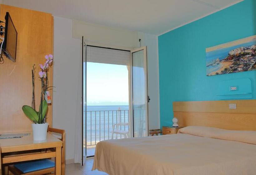 اتاق استاندارد با بالکن, Albergo La Sirenella