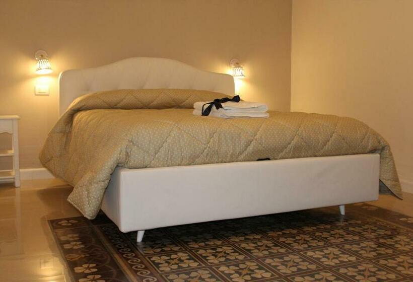4인용 스탠다드 룸, B&b Palazzo Rochira