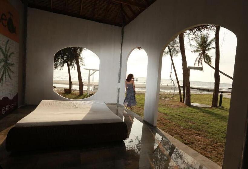 اتاق استاندارد با چشم‌انداز باغ, Meet The Sea Resort