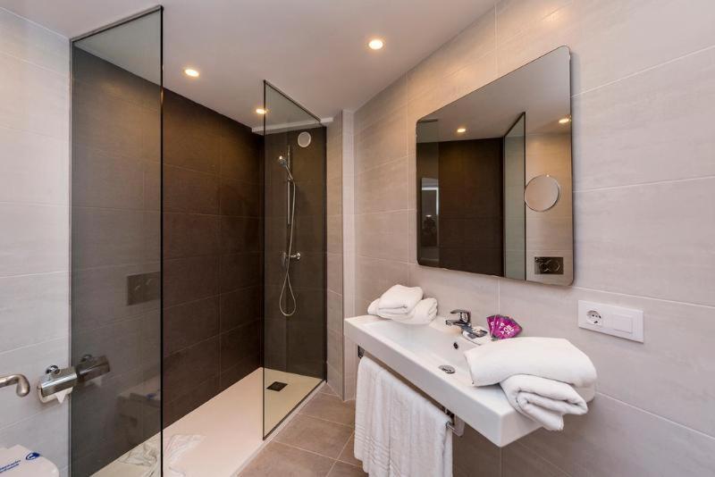 Standard Room, Comitas Floramar