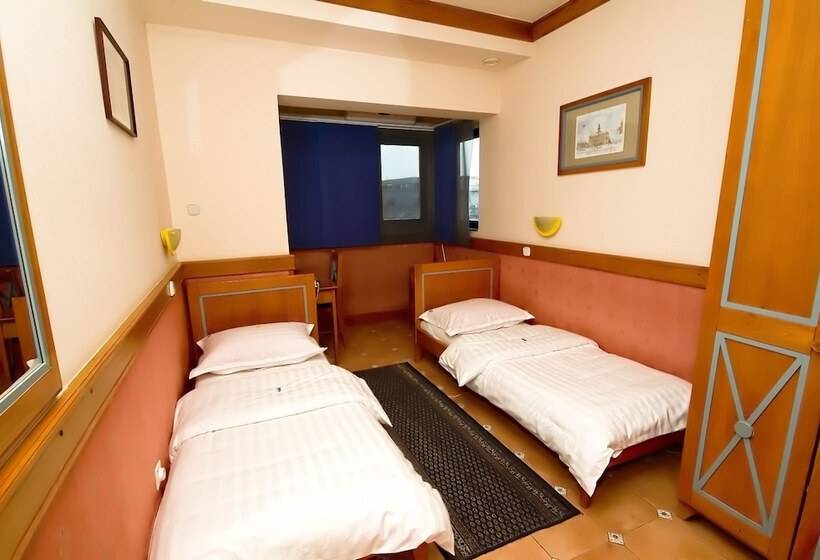 اتاق استاندارد, Garni Hotel Zenit