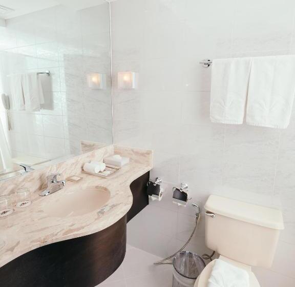 Номер Executive, City Garden Hotel Makati